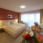 Henkenhof 3*