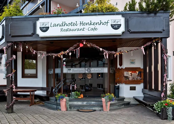 فندق Henkenhof 3*